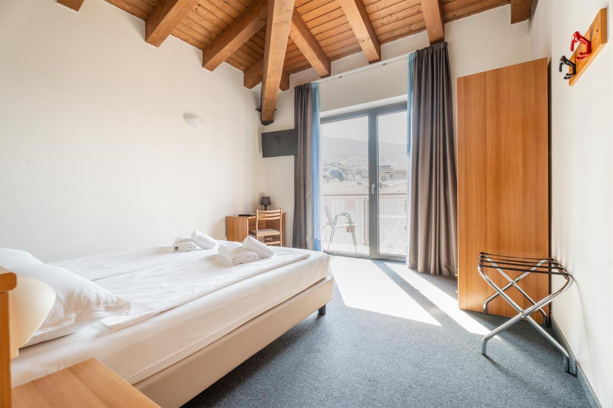 Hotel Al Castello Torri Del Benaco Extérieur photo