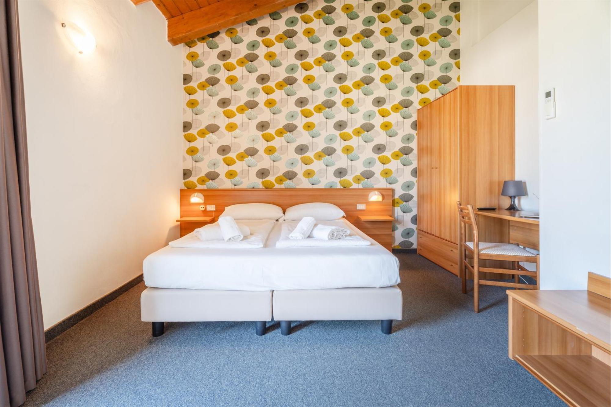 Hotel Al Castello Torri Del Benaco Extérieur photo