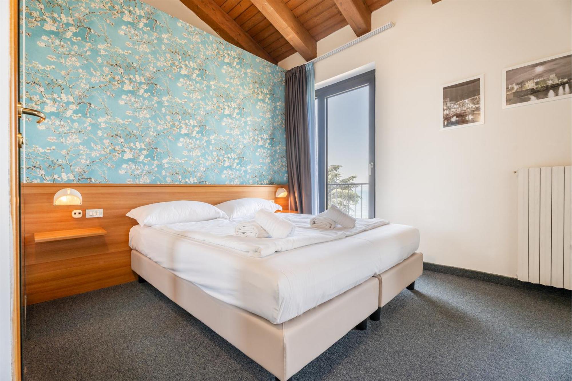 Hotel Al Castello Torri Del Benaco Extérieur photo