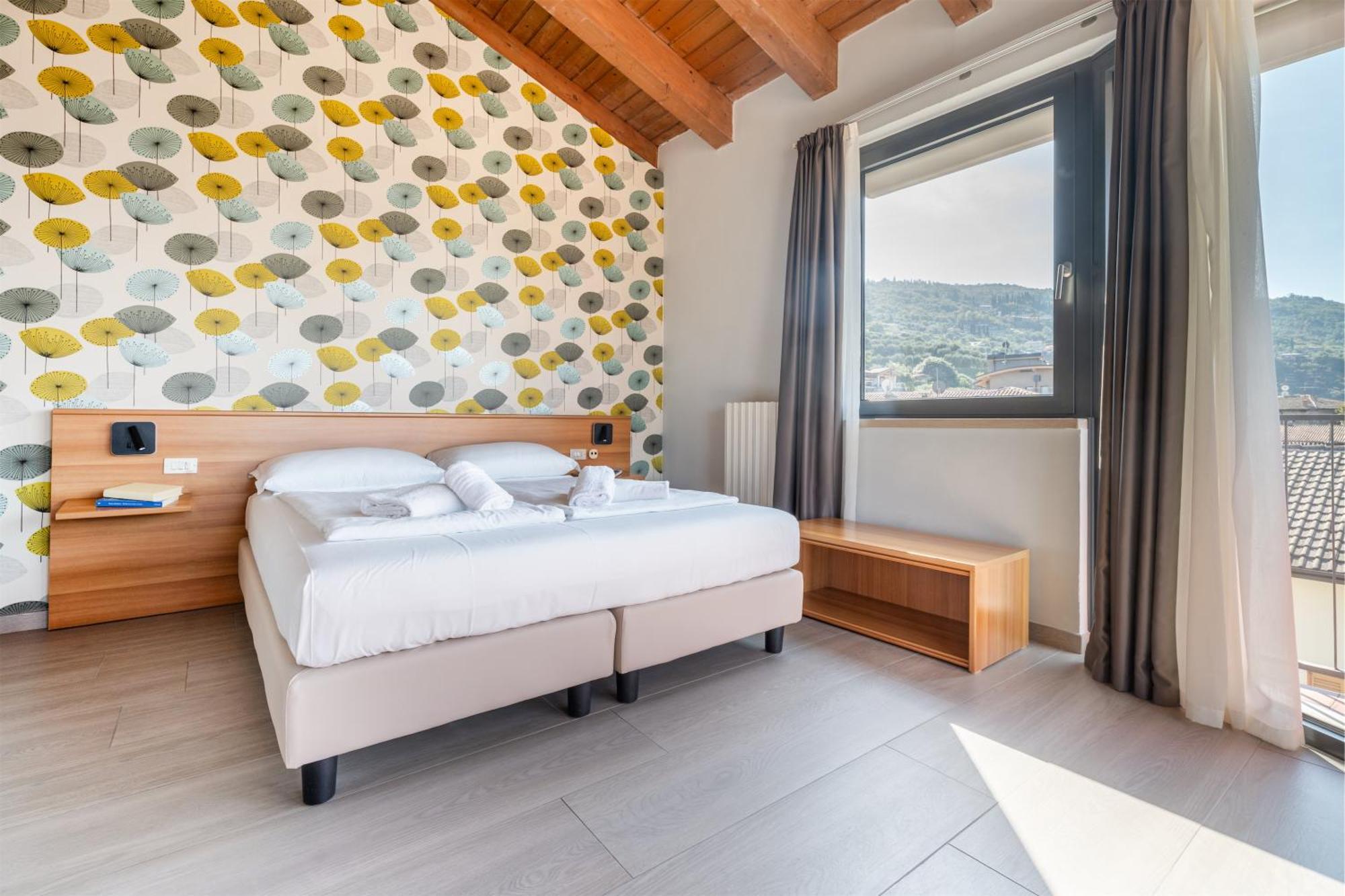 Hotel Al Castello Torri Del Benaco Extérieur photo