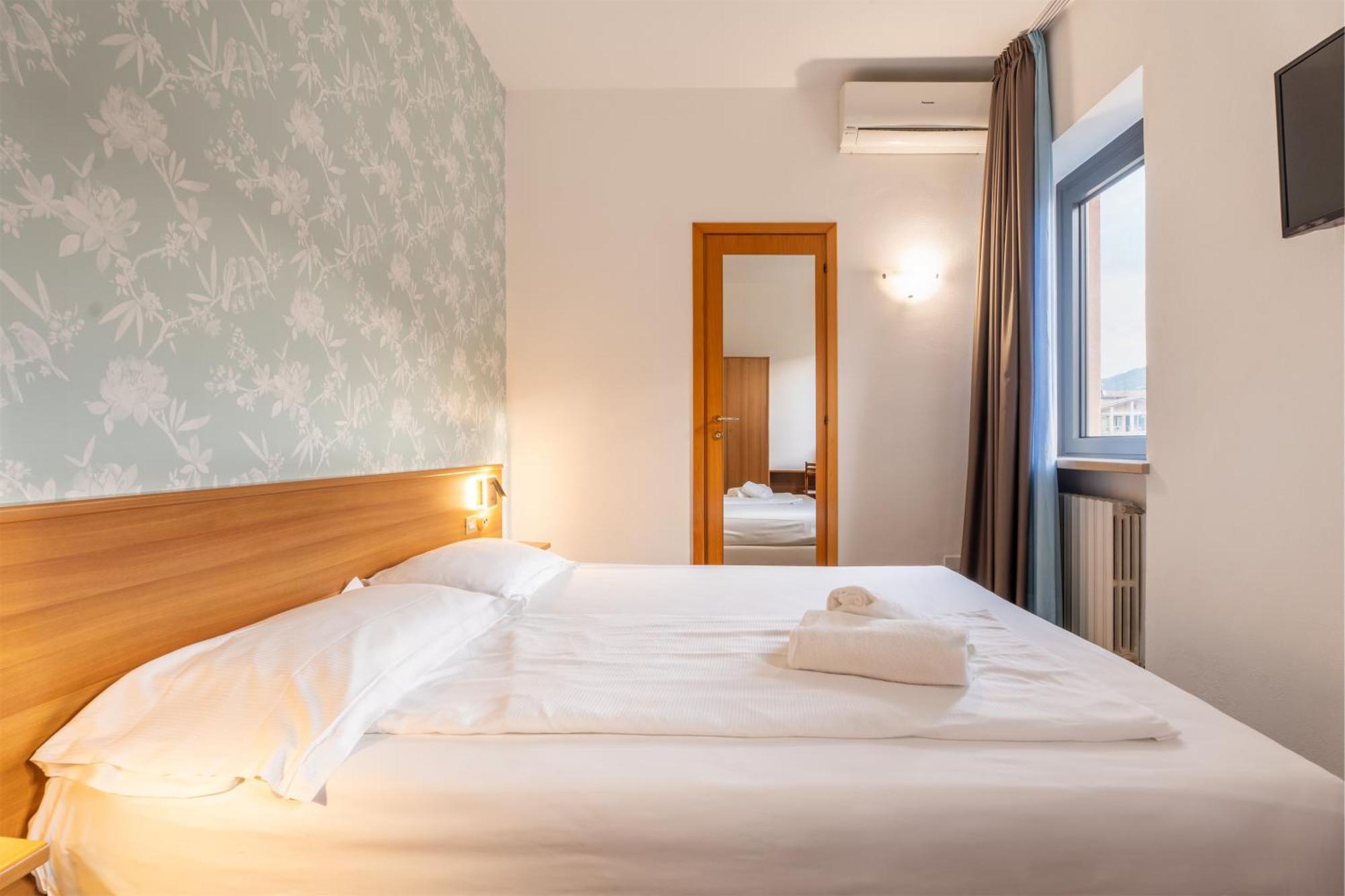 Hotel Al Castello Torri Del Benaco Extérieur photo